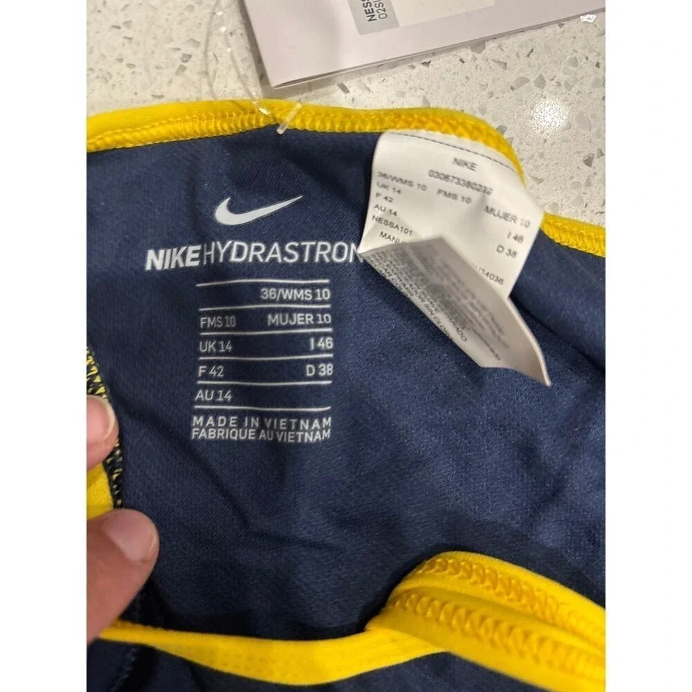 Nike Women's HydraStrong Colorblock Cutout One Piece Swimsuit Size 26